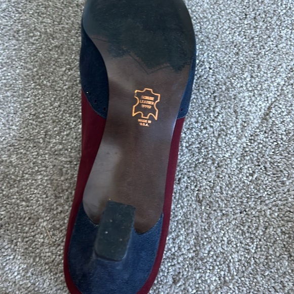 Vintage suede kitten heels maroon navy office siren pumps oxford detail - Picture 2 of 6